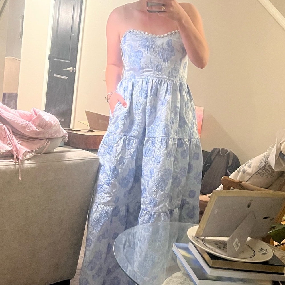 Altar’d State Skye Maxi Formal Dress - Picture 6 of 6